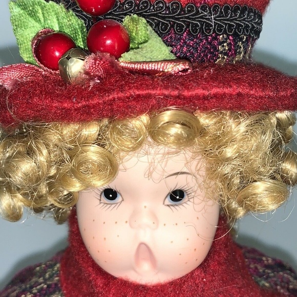 COPY - Vintage Holiday CHRISTMAS CAROLER BOY Child Figure Wood Base Porcelain F…
